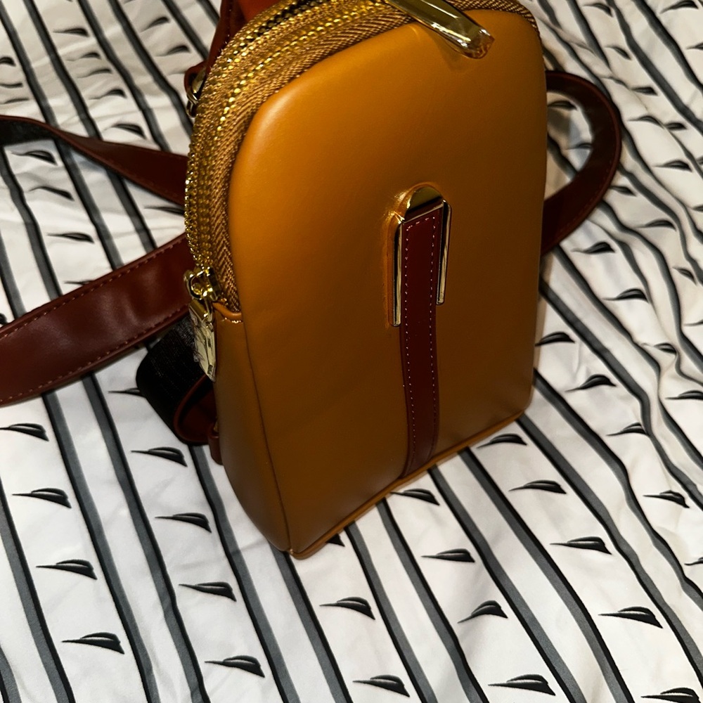 Stylish Gold and Brown Crossbody Bag